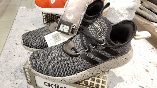 Shopping Mall «Nashua Mall», reviews and photos, 42 Gusabel Ave, Nashua, NH 03063, USA