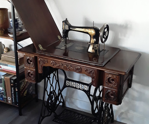 Antique furniture restoration service Daly City