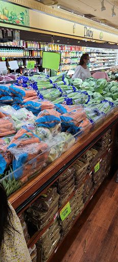 Supermarket «Supremo Food Market», reviews and photos, 249 E Front St, Plainfield, NJ 07060, USA