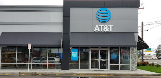 AT&T, 333 Old Country Rd, Carle Place, NY 11514, USA, 