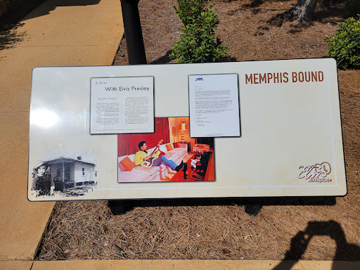 Attraction «Elvis Presley Birthplace», reviews and photos, 306 Elvis Presley Dr, Tupelo, MS 38801, USA