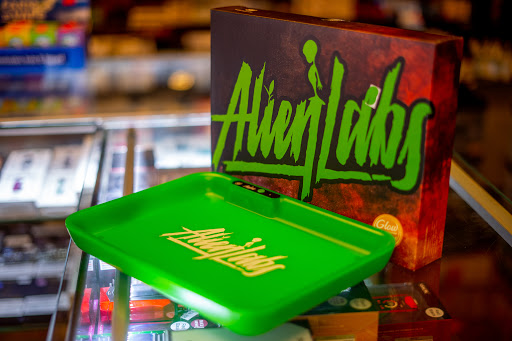 Cigar Shop «Vapor Trails Smoke Shop», reviews and photos, 1050 E Ray Rd #3, Chandler, AZ 85225, USA