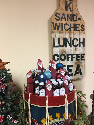 Craft Store «Hope Junction Antiques», reviews and photos, 331 High St, Hope, NJ 07844, USA