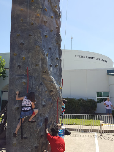 Park «Midway Park», reviews and photos, 615 N Main St, Euless, TX 76039, USA