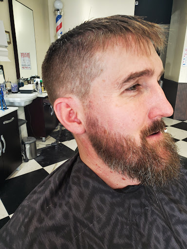 Barber Shop «MANHOOD BARBER SHOP», reviews and photos, 530 SW 205th Ave #300, Beaverton, OR 97006, USA