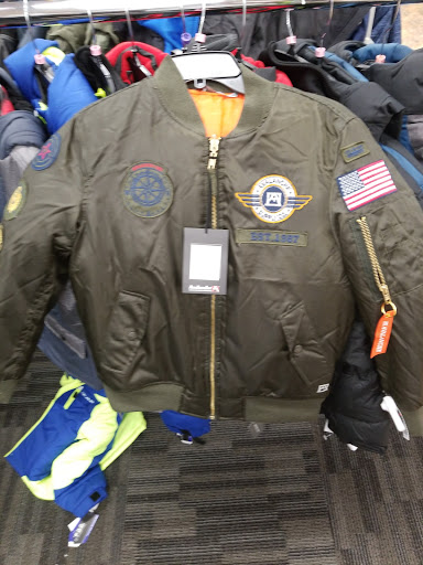 Clothing Store «Burlington Coat Factory», reviews and photos, 4701 N Harlem Ave, Harwood Heights, IL 60706, USA