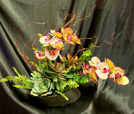 Florist «A Touch Of Elegance Florist», reviews and photos, 12123 Shelbyville Rd, Louisville, KY 40243, USA