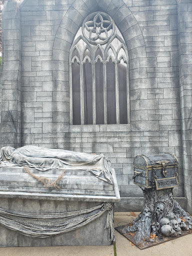 Tourist Attraction «Davis Graveyard», reviews and photos, 8703 SE 43rd Ave, Milwaukie, OR 97222, USA