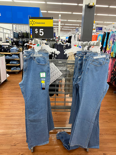 Discount Store «Walmart», reviews and photos, 555 E Townline Rd, Vernon Hills, IL 60061, USA