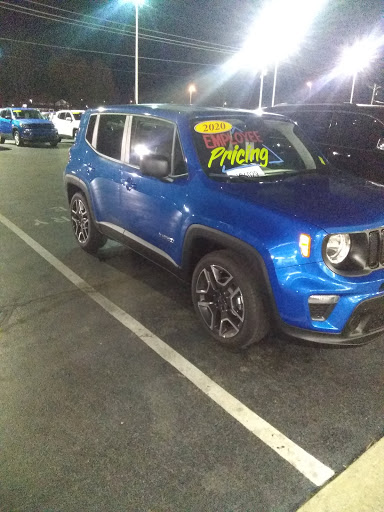 Chrysler Dealer «Bill Boruff Ram SuperCenter», reviews and photos, 120 Auto Ln, Sparta, TN 38583, USA