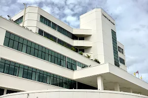 Pakkret Hospital image