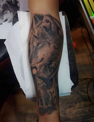 Explore knuckle tattoo ideas, creative tattoo ideas in New York, available at Red Dragon Tattoo