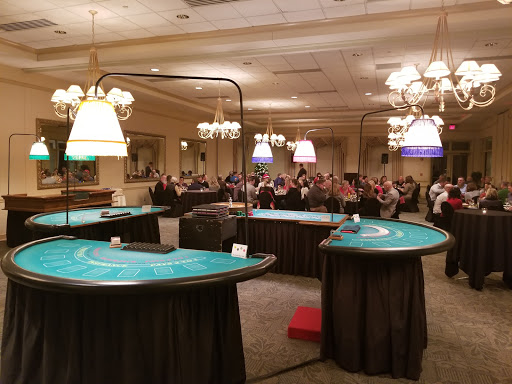 Country Club «Broadmoor Country Club», reviews and photos, 2155 Kessler Blvd W Dr, Indianapolis, IN 46228, USA