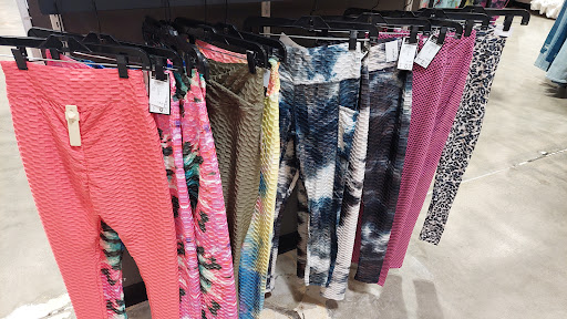 Outlet Store «Sikeston Factory Outlet Stores», reviews and photos, 100 Outlet Dr, Sikeston, MO 63801, USA