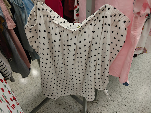 Clothing Store «Ross Dress for Less», reviews and photos, 835 Cortez Rd W, Bradenton, FL 34207, USA