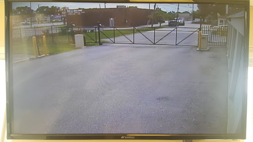 Self-Storage Facility «Extra Space Storage», reviews and photos, 1928 London Ave, Lincoln Park, MI 48146, USA