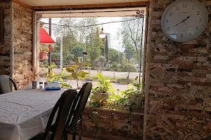 رستوران کته کبابی گیلناز image