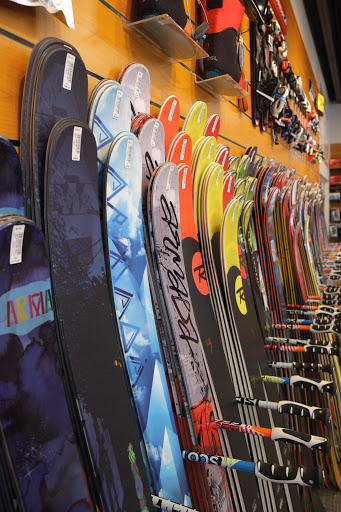 Ski Rental Service «Christy Sports - Ski & Patio», reviews and photos, 182 Avon Rd, Avon, CO 81620, USA