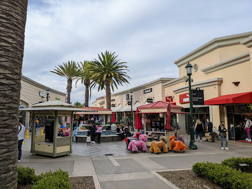 Shopping Mall «Carlsbad Premium Outlets», reviews and photos, 5620 Paseo Del Norte, Carlsbad, CA 92008, USA