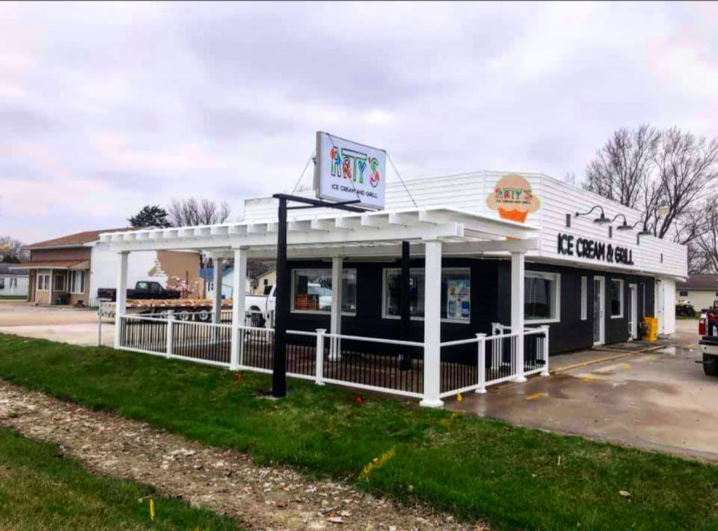 Arty's Ice Cream & Grill 52778