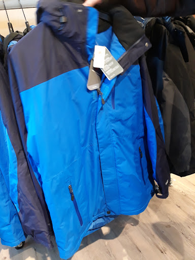 Clothing Store «L.L. Bean», reviews and photos, 8095 Tysons Corner Center, McLean, VA 22102, USA