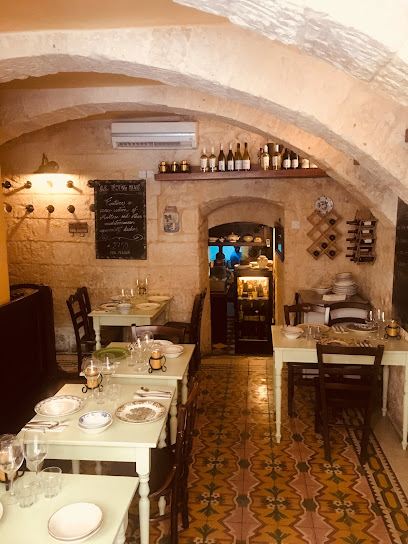 Legligin Restaurant - 116, 119 St. Lucia,s Street, Valletta, Malta