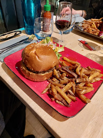 Cheeseburger du Restaurant français Le Globe Trotter à Saint-Malo - n°2