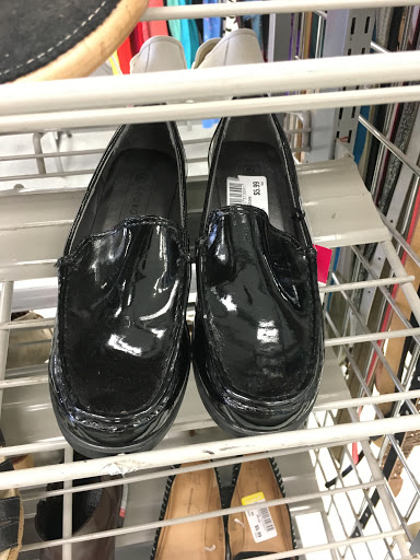 Thrift Store «Goodwill Industries of Middle Tennessee», reviews and photos, 1220 Huntsville Hwy, Fayetteville, TN 37334, USA