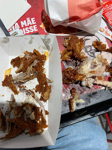 KFC Santarém Número de telefone