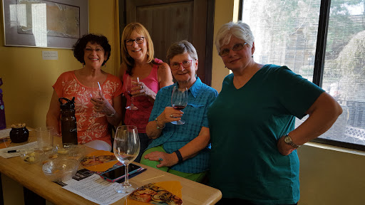 Wine Store «CataVinos Wine Shoppe & Tasting Room», reviews and photos, 3063 N Alvernon Way, Tucson, AZ 85712, USA