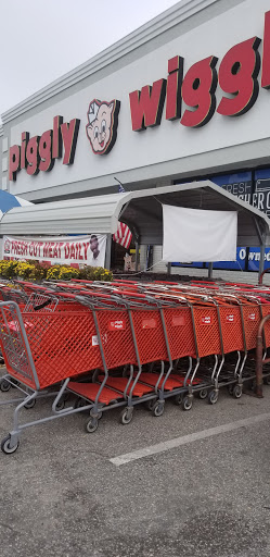 Grocery Store «Piggly Wiggly», reviews and photos, 418 W Thomas St, Rocky Mount, NC 27804, USA