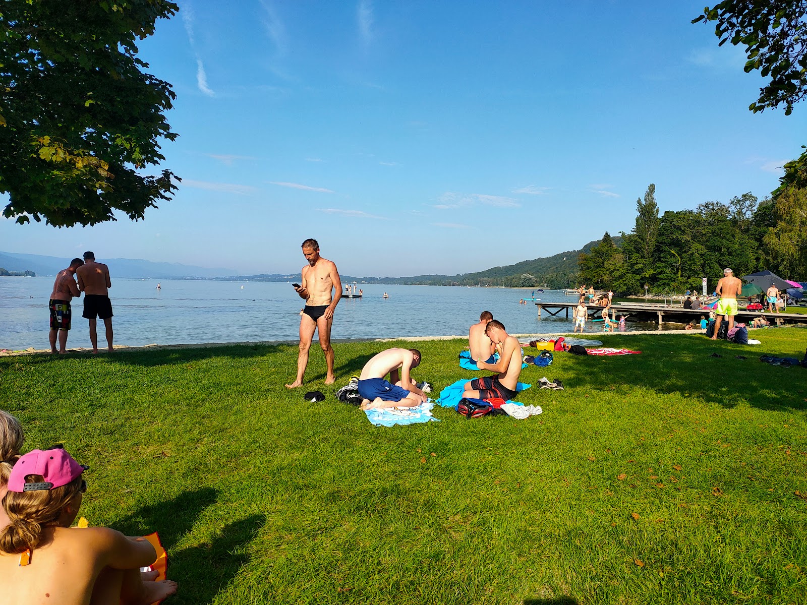 Photo de Vinelz Strand avec un rivage droit