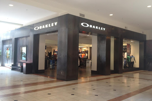 Sunglasses Store «Oakley Store», reviews and photos, 4325 Glenwood Ave #1018, Raleigh, NC 27612, USA