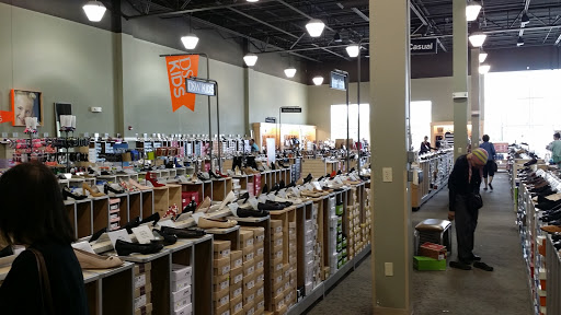 Shoe Store «DSW Designer Shoe Warehouse», reviews and photos, 5031 Shoppes Blvd, Moosic, PA 18507, USA