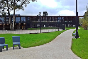 GROUPE SCOLAIRE PARC DE MONTJOIE