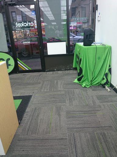 Cell Phone Store «Cricket Wireless Authorized Retailer», reviews and photos, 747 E Tremont Ave, Bronx, NY 10457, USA