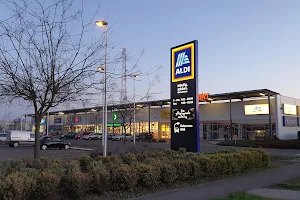 ALDI image