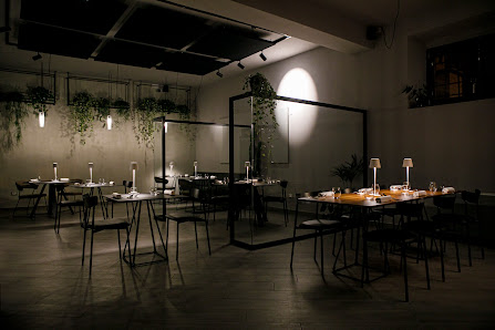 Førma contemporary restaurant Via Fortebraccio, 53, 67100 L'Aquila AQ, Italia