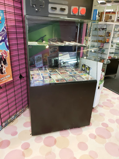 Video Game Store «Pink Gorilla University District», reviews and photos, 4341 University Way NE, Seattle, WA 98105, USA