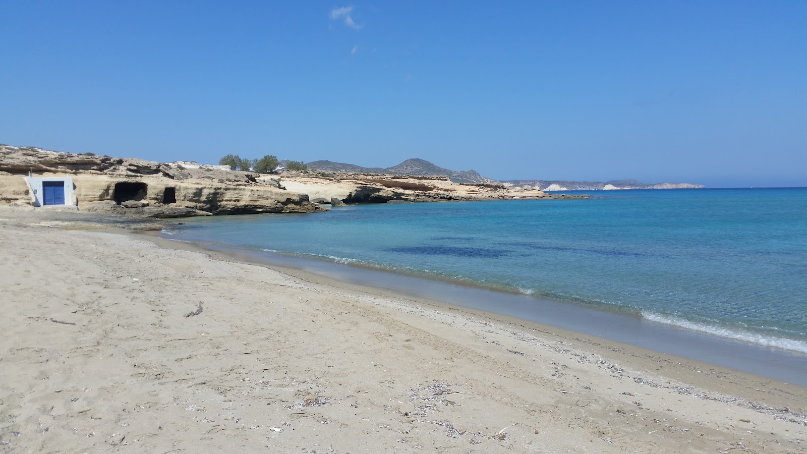 Foto de Mytakas beach y el asentamiento