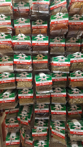 Grocery Store «La Flor Grocery Store», reviews and photos, 10500 S Ave M, Chicago, IL 60617, USA