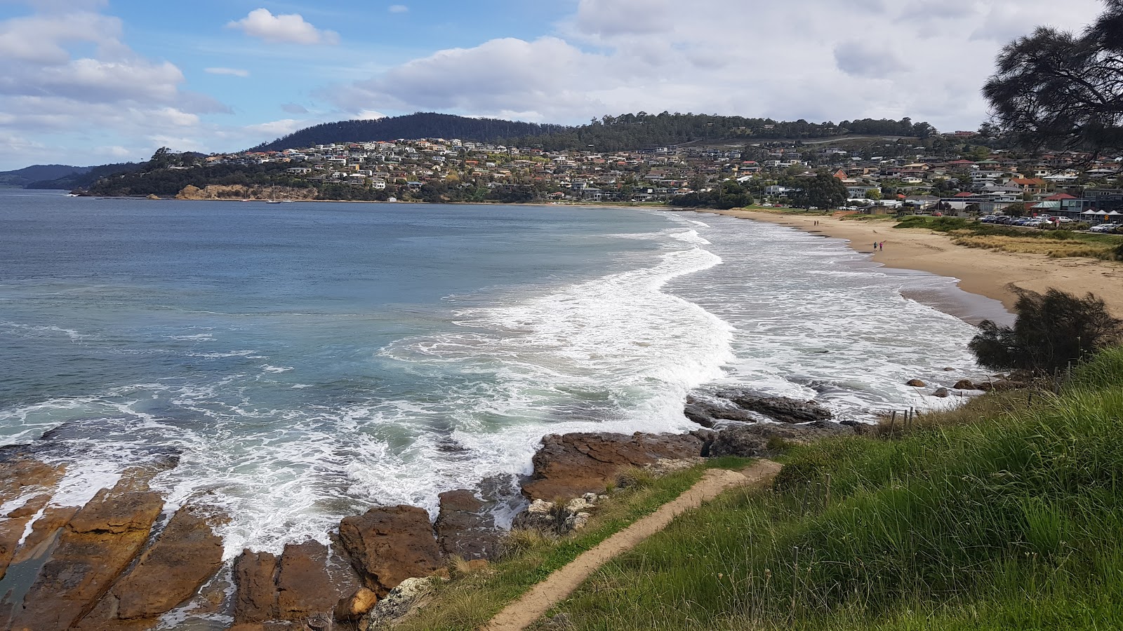 Foto di Blackmans Bay Beach con molto pulita livello di pulizia