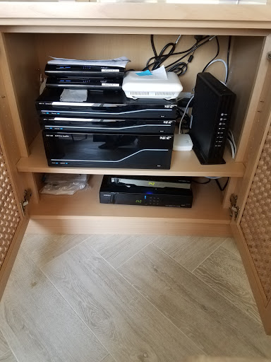 Electronics Repair Shop «AAA Electronic Services Inc», reviews and photos, 218-10 Hillside Avenue, Queens Village, NY 11427, USA