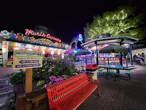 Amusement Park «Adventureland», reviews and photos, 2245 Broadhollow Rd, Farmingdale, NY 11735, USA