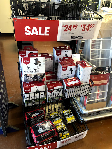 Motorcycle Parts Store «Cycle Gear», reviews and photos, 9070 Research Blvd #202, Austin, TX 78757, USA