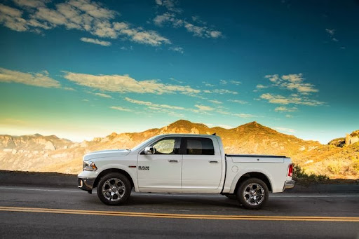 Chrysler Dealer «Herb Chambers Chrysler Dodge Jeep Ram Fiat of Danvers», reviews and photos, 107 Andover St, Danvers, MA 01923, USA