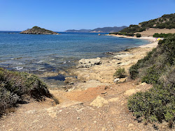 Foto von Campionna Beach mit sehr sauber Sauberkeitsgrad