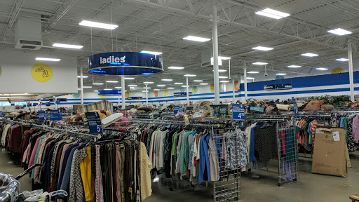 Corporate Campus «Goodwill Outlet», reviews and photos