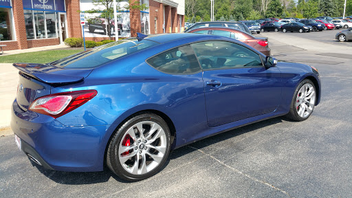 Hyundai Dealer «Crestmont Hyundai», reviews and photos, 2961 Center Rd, Brunswick, OH 44212, USA