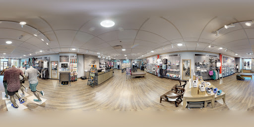 Shoe Store «New Balance - Milwaukee», reviews and photos, 17155 W Bluemound Rd a, Brookfield, WI 53005, USA